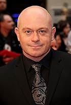 Photo of Ross KempRoss Kemp